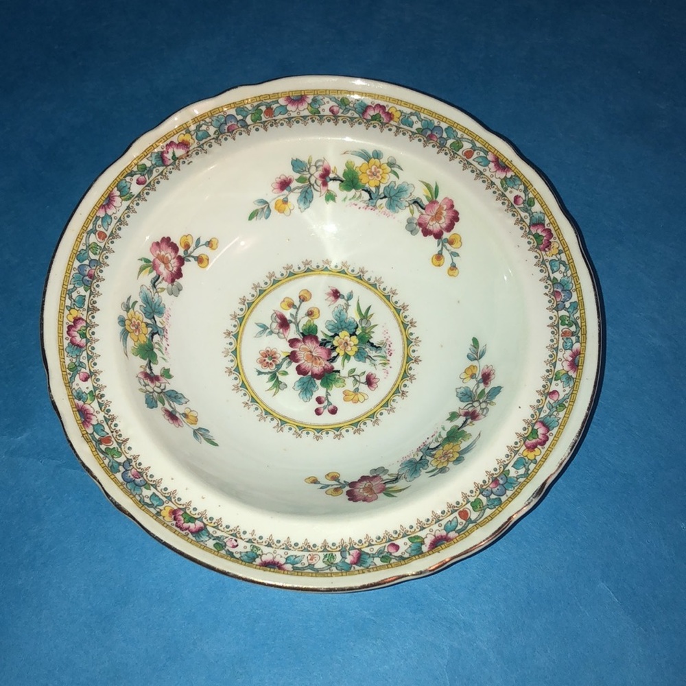 Foley Bone China Ming Rose bowl